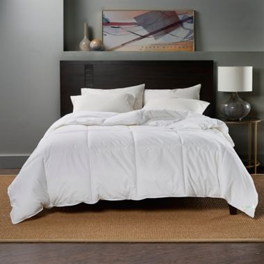 Nestwell&trade; Medium Warmth Down Alternative Full/Queen Comforter. View a larger version of this product image.