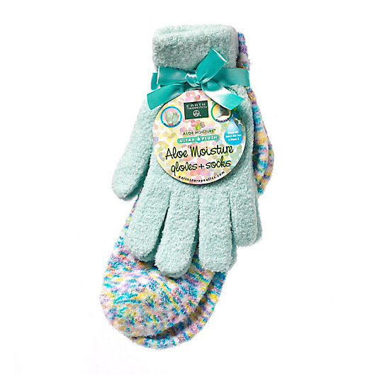 Alternate image 1 for Earth Therapeutics® Aloe Moisture™ Glove & Socks Set in Green Confetti