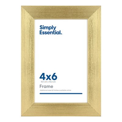 Simply Essential&trade; Gallery 4-Inch x 6-Inch Wood Picture Frame in Gold