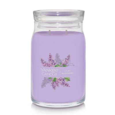 Yankee Candle 1629963 Lilac Blossoms Signature Large Jar Candle