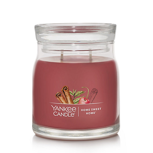 Alternate image 1 for Yankee Candle® Home Sweet Home Signature Collection 13 oz. Small Candle