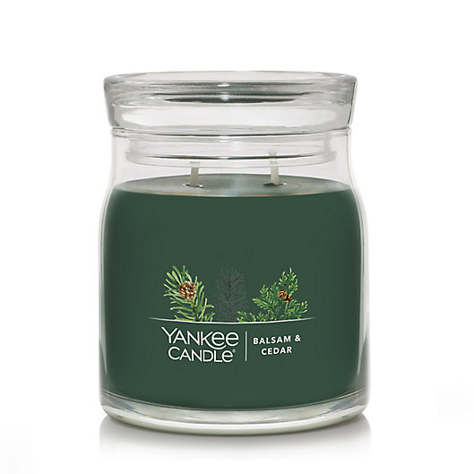 Alternate image 1 for Yankee Candle® Balsam & Cedar SIgnature Medium Jar Candle