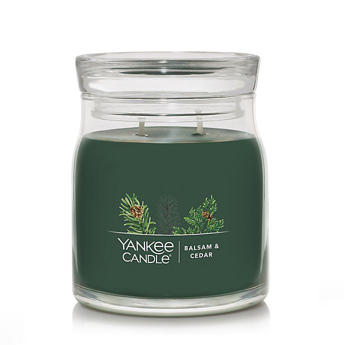 Yankee Candle® Balsam & Cedar SIgnature Medium Jar Candle