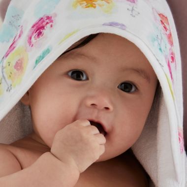 The Honest Company&reg; 3-Piece Rose Blossom Hooded Towel and Washcloth Set. View a larger version of this product image.