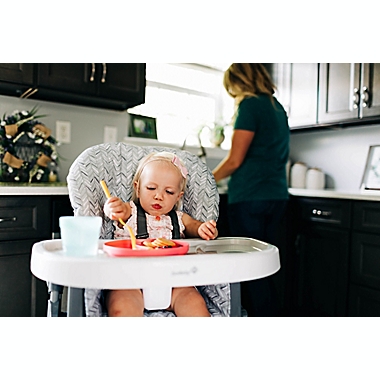 Safety 1ˢᵗ&reg; Monolith 3-in-1 Grow and Go High Chair in Grey. View a larger version of this product image.