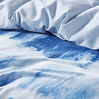 CosmoLiving Tie Dye Cotton Printed 3-Piece King/California King Comforter Set in Blue. View a larger version of this product image.