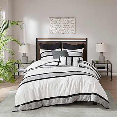 INK+IVY Cole 3-Piece Cotton Jacquard King/California King Comforter Set in Black/White. View a larger version of this product image.