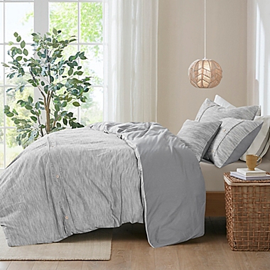 Clean Spaces Dover Organic Cotton Oversized 5-Piece Full/Queen Comforter Cover Set in Grey. View a larger version of this product image.