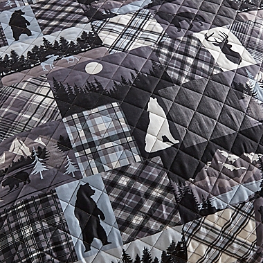 Donna Sharp&reg; Nightly Walk 3-Piece Queen Reversible Quilt Set. View a larger version of this product image.