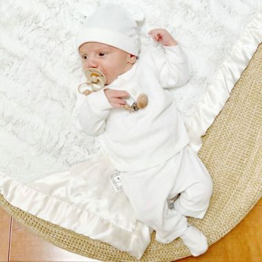 Zalamoon Strollet Plush Blanket with Designated Satin Trim Corner. View a larger version of this product image.
