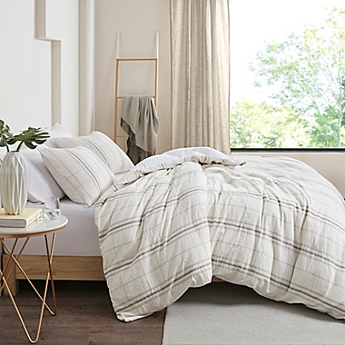 Clean Spaces Hollis Organic Cotton 3-Piece Full/Queen Duvet Cover Set in Taupe/Ivory. View a larger version of this product image.