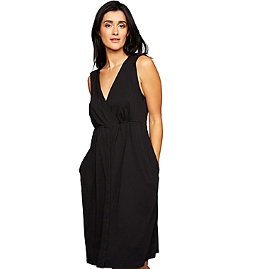 A Pea in the Pod&reg; Medium 3-in-1 Maternity Labor, Delivery, and Nursing Gown in Black. View a larger version of this product image.