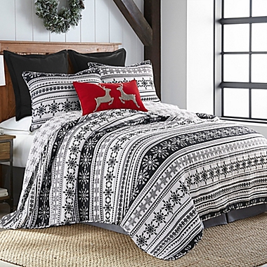 Sparkle 3-Piece Reversible Full/Queen Quilt Set in Black/White. View a larger version of this product image.