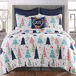 White Pine 3-Piece Reversible King Quilt Set in Green/Red