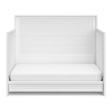 Storkcraft&reg; Luna 4-in-1 Crib with Drawer in White. View a larger version of this product image.