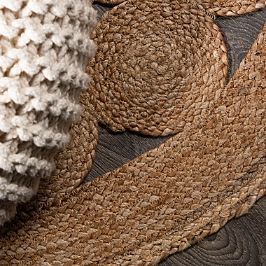 JONATHAN Y Cassia Round Natural Jute Boho Circle Round Area Rug. View a larger version of this product image.