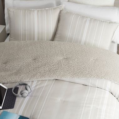 UGG&reg; Devon Sherpa 3-Piece Full/Queen Reversible Comforter Set in Shoreline Stripe. View a larger version of this product image.