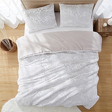 Faux Fur Bedding 3-Piece Fuzzy Comforter Set. View a larger version of this product image.