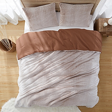 Tipped Faux Fur 3-Piece Full/Queen Comforter Set in Honey. View a larger version of this product image.