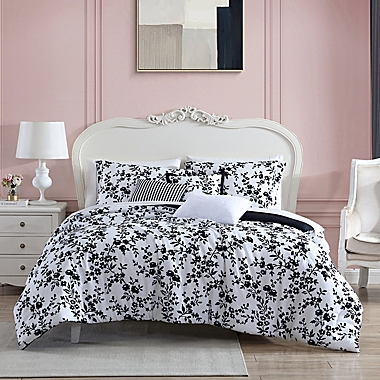 Betsy Johnson&reg; Pretty Floral Black 6-Piece Full/Queen Comforter Bonus Set in Black. View a larger version of this product image.