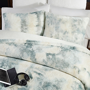 UGG&reg; Lexi Tie-Dye 2-Piece Twin Comforter Set in Sidewalk. View a larger version of this product image.