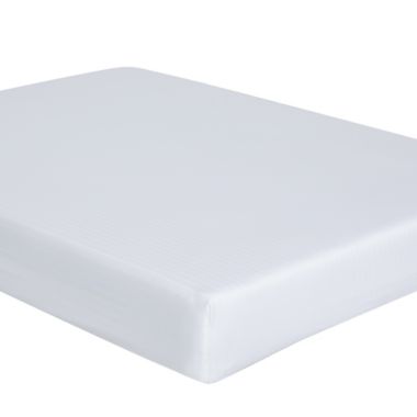 Nestwell&trade; Pima Cotton 500-Thread-Count Queen Sheet Set in White Stripe. View a larger version of this product image.
