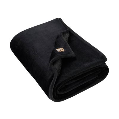 UGG&reg; Big Sur Oversized Throw Blanket in Off Black