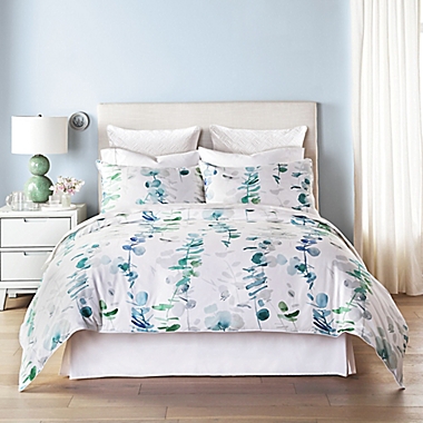 Canadian Living Terra Nova 3-Piece King Duvet Cover Set in White. View a larger version of this product image.