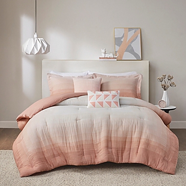 Urban Habitat Maren Ombre Printed Cotton Gauze 5-Piece Full/Queen Comforter Set in Blush. View a larger version of this product image.