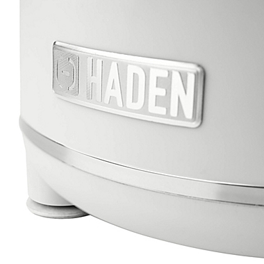Haden Heritage 56 oz. 5-Speed Retro Blender in Ivory White. View a larger version of this product image.