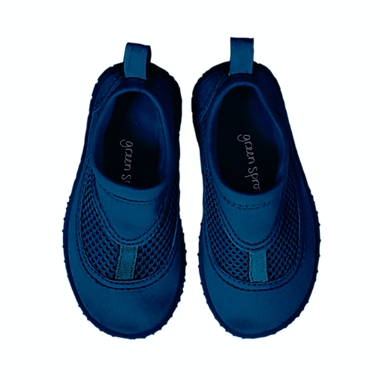 i play.&reg; by green sprouts&reg; Size 4 Water Shoe in Navy. View a larger version of this product image.