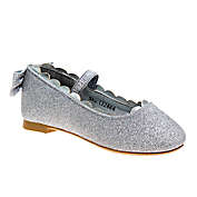 Laura Ashley Size 4 Ballet Flat in Silver Glitter