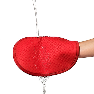 OXO Good Grips&reg; Silicone Pot Holder. View a larger version of this product image.