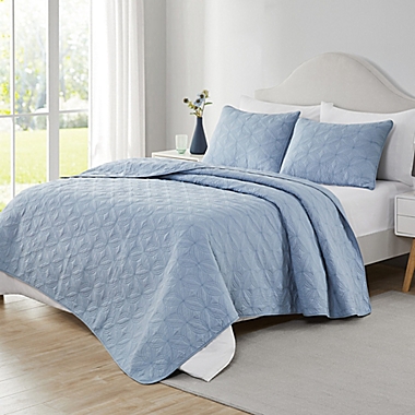 VCNY Home Ring Textured Cotton 3-Piece Quilt Set. View a larger version of this product image.