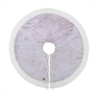 UGG&reg; Dawson Christmas Tree Skirt