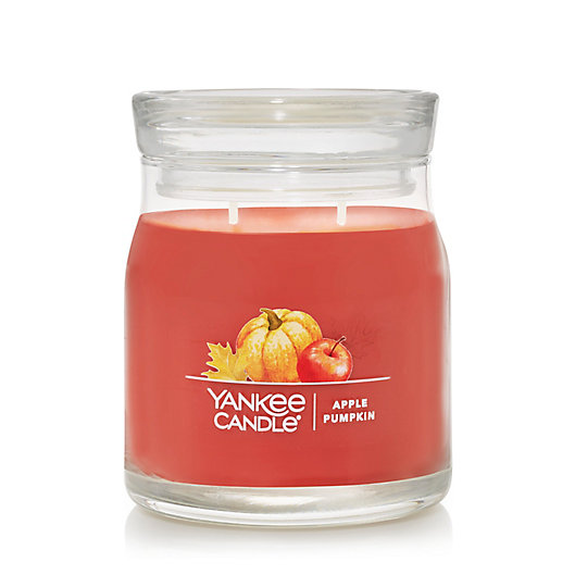 Alternate image 1 for Yankee Candle® Apple Pumpkin Signature Medium Jar Candle