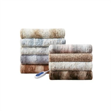 Beautyrest&reg; Zuri Heated Oversized Faux Fur Throw Blanket. View a larger version of this product image.