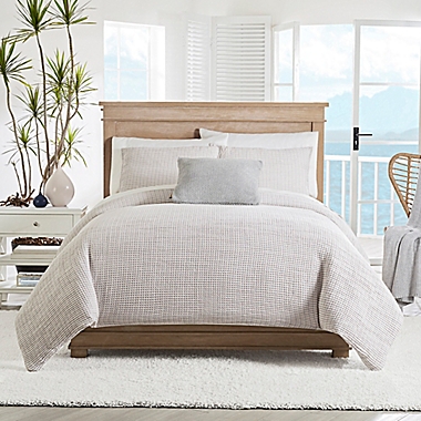 UGG&reg; Olivia 3-Piece Full/Queen Duvet Cover Set in Seal Grey. View a larger version of this product image.