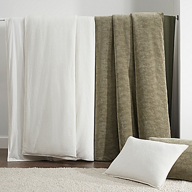 UGG&reg; Grace 3-Piece Full/Queen Duvet Cover Set in Snow. View a larger version of this product image.