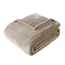 Kenneth Cole New York® Solid Ultra Soft Plush King Blanket in Oatmeal