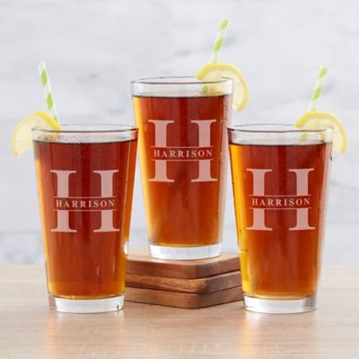 Lavish Last Name Etched 16-Ounce Pint Glass