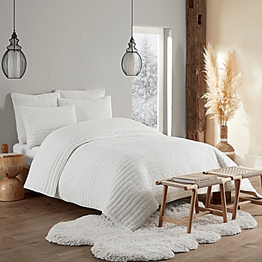 UGG&reg; Pine Ridge Tip 3-Piece King Quilt Set in Snow. View a larger version of this product image.