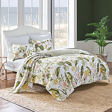 Ravilla 3-Piece Reversible King Quilt Set in Green. View a larger version of this product image.