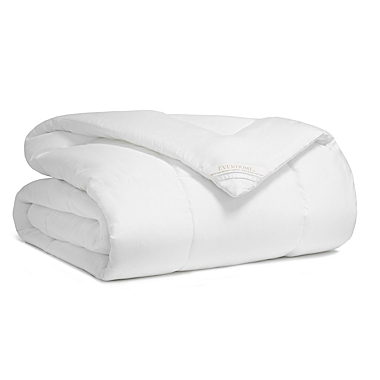 Everhome&trade; 825-Thread-Count Down Alternative Twin Comforter in White. View a larger version of this product image.