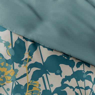 Home Collection Boho Flower 3-Piece Reversible Duvet Cover Set. View a larger version of this product image.