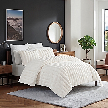 UGG&reg; Canyon 3-Piece Duvet Cover Set. View a larger version of this product image.