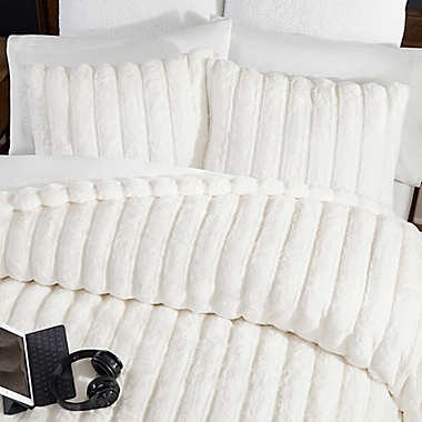 UGG&reg; Canyon 3-Piece Duvet Cover Set. View a larger version of this product image.