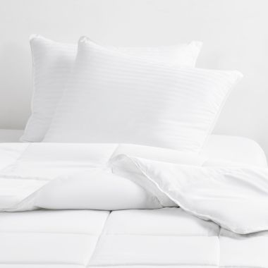 Home Collection&reg; 2-Pack Plush Down Alternative Gel-Fiber Bed Pillows. View a larger version of this product image.