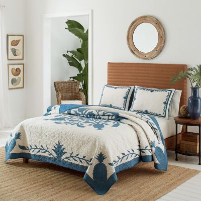 Tommy Bahama&reg; Aloha Pineapple Full/Queen Quilt in Blue