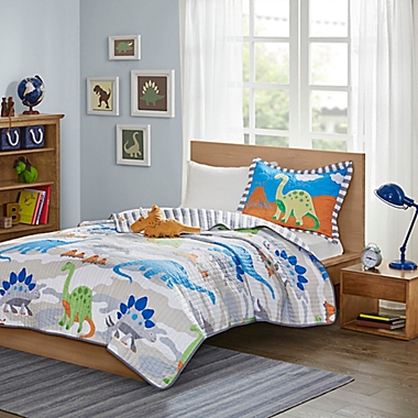 Mizone Kids Little Foot 4-Piece Full/Queen Coverlet Set. View a larger version of this product image.